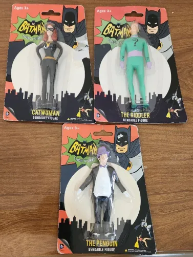 Boneco Mulher Gato Pinguim Charada Serie Batman Classic TV 