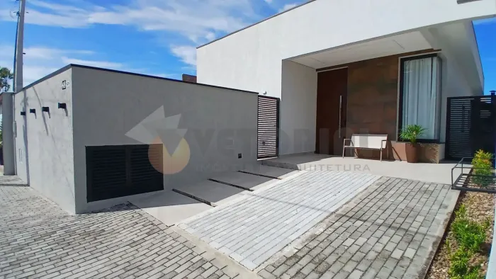 Casa com 3 dormitórios à venda, 165 m² por R$ 1.350.000,00 - Massaguaçu - Caraguatatuba/SP