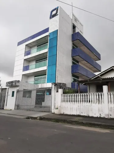 Campos Elíseos / Prédio Comercial / 9. 8. 1. 0. 6. 3. 2. 3. 1