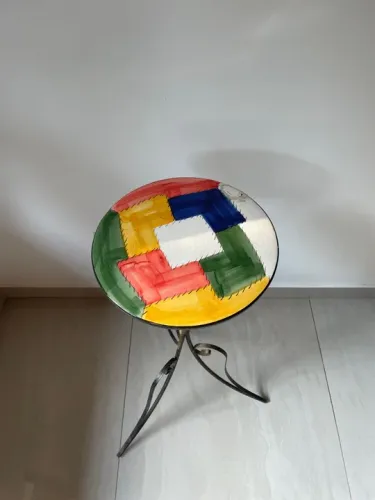 Mesa lateral colorida vintage