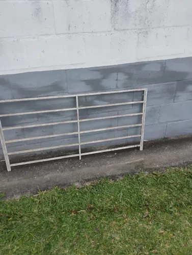 grade de proteção de ferro