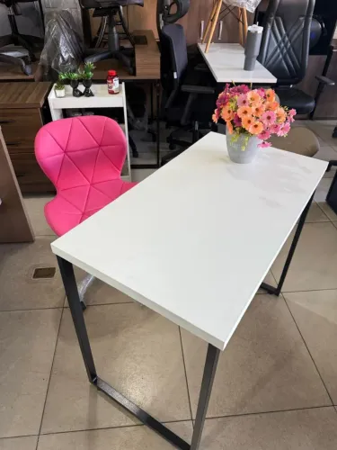 Conjunto mesa industrial com cadeira 90x70x78
