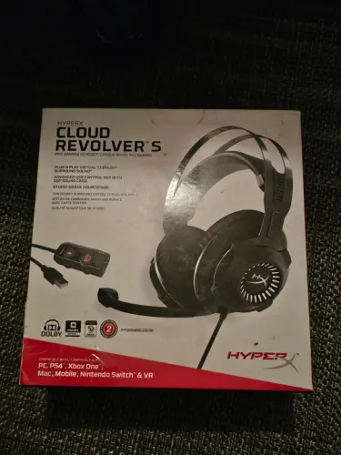 Fone hyper X Cloud Revolver S