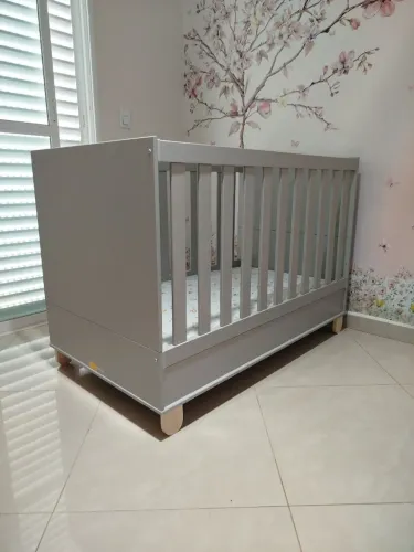 Berço + cômoda
