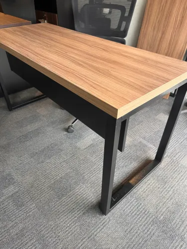 MESA DE ESCRITORIO INDUSTRIAL 1.50x0.60 LOJA IKONMIXOFFICE