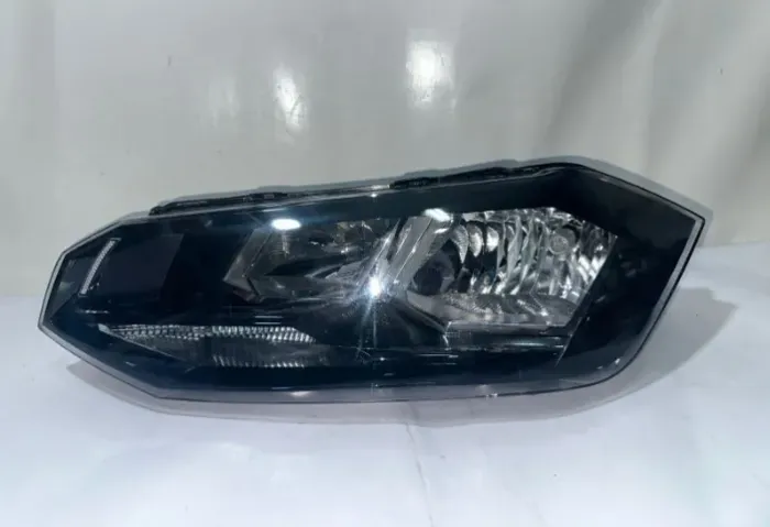 Farol esquerdo polo 2018 2019 2020 2021 2022 importado 