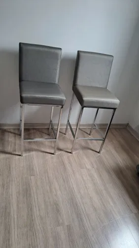 Banquete  de Ferro bancada ou balcão. 