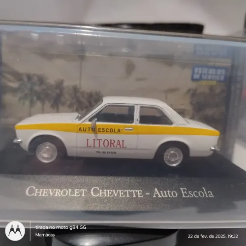 Miniatura Chevrolet Chevette Auto Escola