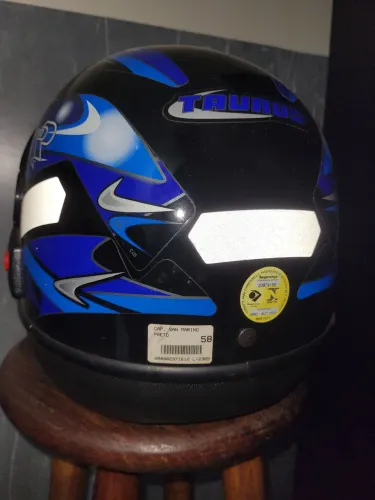 Capacete Taurus San Marino Preto ((VENDO)) Tamanho 58 (medio)