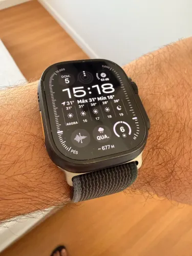 Apple Watch Ultra 2 49mm Titânio Preto Pulseira Trail Loop Cinza