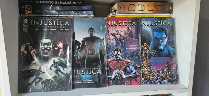 Coleção hqs injustiça