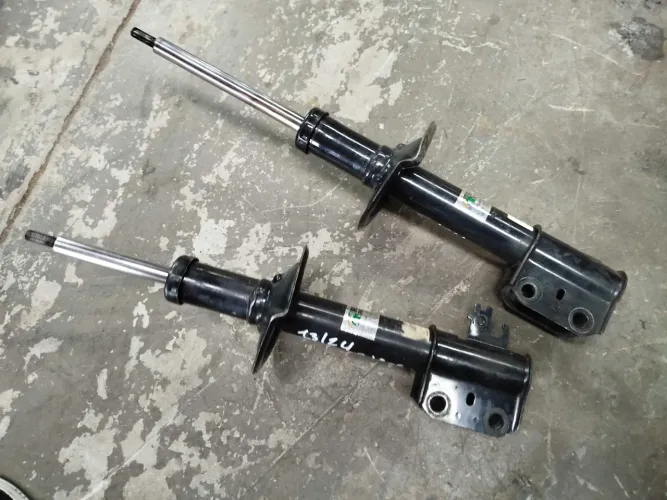 Par Amortecedor Dianteiro Toyota Etios 2013 2014 2015 2021