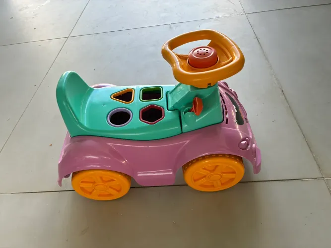 Carrinho motoca aprendizagem equilíbrio 