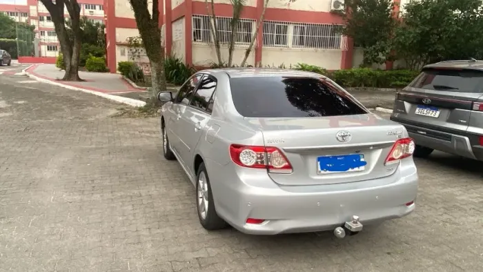 Toyota Corolla XEI 2.0 Flex 16V Aut. 2013