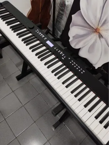 Piano digital privia PX-S3000