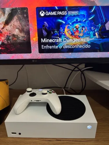 Promoção Xbox Series S - Perfeito Estado - Controle original