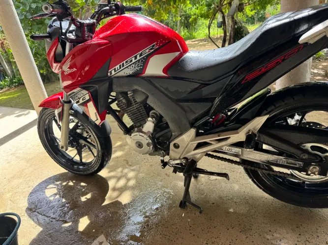 CB 250 TWISTER 2021