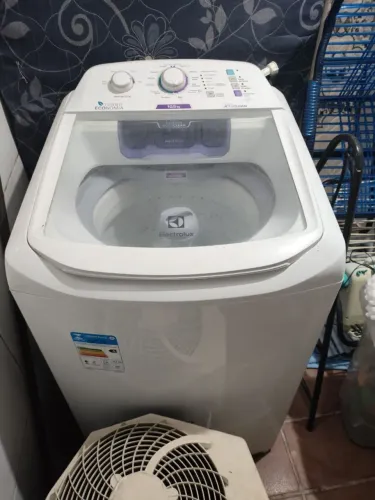 Vende-se máquina de lavar