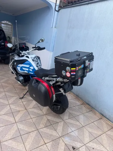BMW GS 1200 adventure