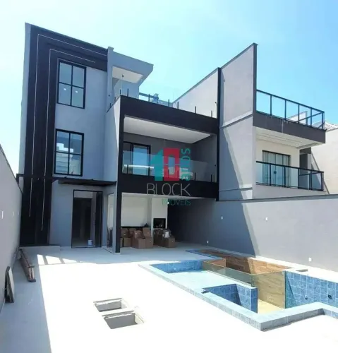 Recreio dos Bandeirantes | Casa de Condomínio 5 quartos, sendo 5 suites