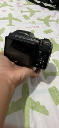 Câmera Nikon em perfeito estado. ?