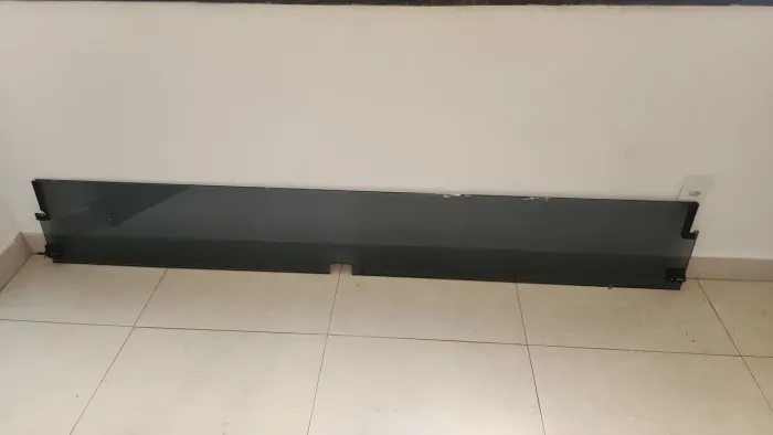 Vendo porta de blindex e complemento super conservada