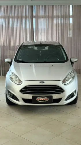 Ford Fiesta 1.5 16V Flex Mec. 5P 2014