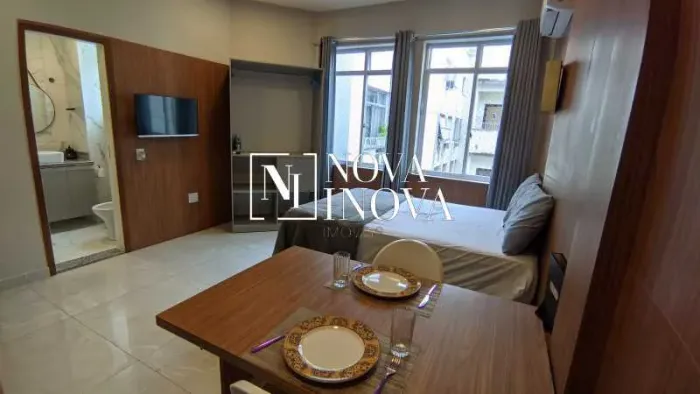 Kitnet/Conjugado : / Residencial / Copacabana