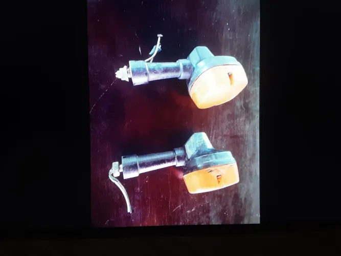 Par de setas e lanterna traseira da XL 250