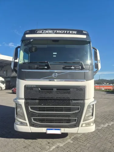 VOLVO FH 460 6X2 I-SHIFT
