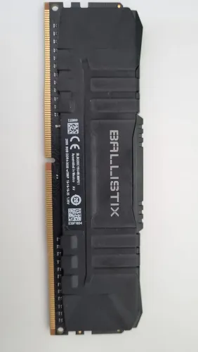 Memória DDR4 8 gb - Crucial Ballistix 3000 mhz