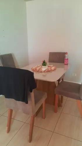 Mesa 4 cadeiras