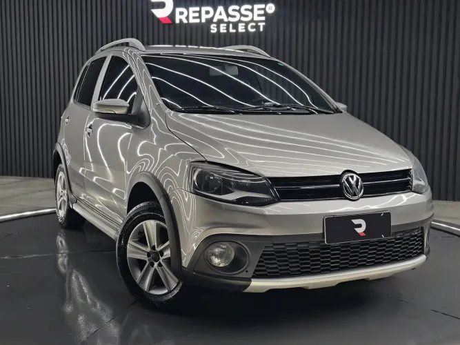 Volkswagen Crossfox 1.6 MI Total Flex 8V 5P 2011