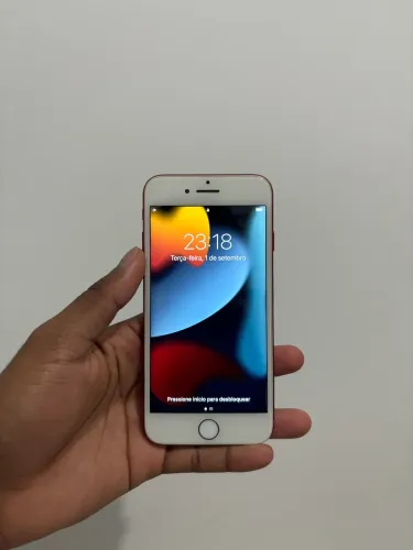 iPhone 7 Vermelho - 128GB