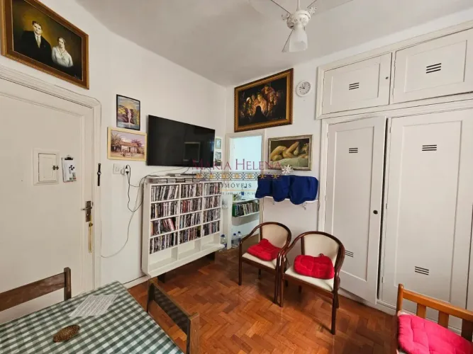 Apartamento em Caxambu, no bairro Centro.
