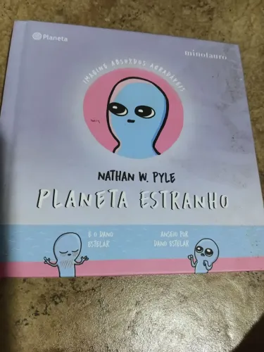 Planeta estranho HQ