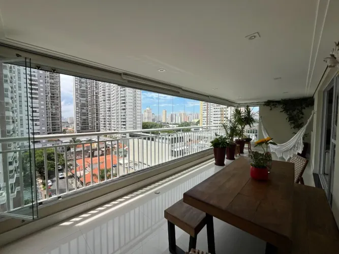 APARTAMENTO À VENDA NO TATUAPÉ - 3 DORMITÓRIOS, 3 SUÍTES, 2 VAGAS DE GARAGEM.