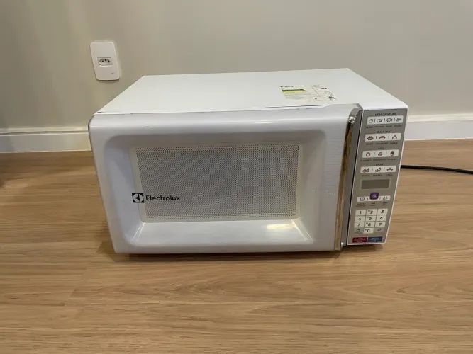 Microondas Eletrolux 34 Litros