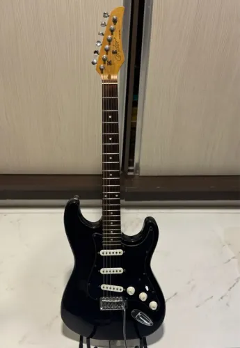 Guitarra Condor 
