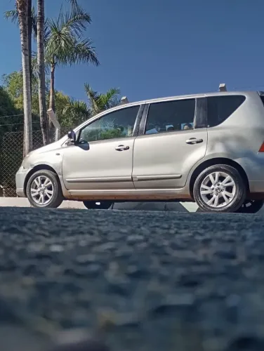 Nissan Livina S 1.6 16V Flex Fuel Mec. 2013