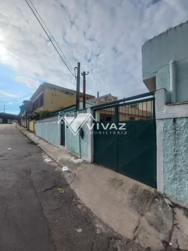 Terreno com Duas Casas com 01 e 02 Quartos e Garagem em Maria da Graça
