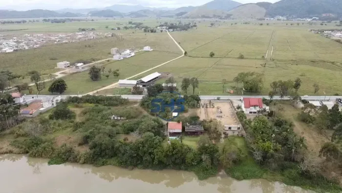 Terreno à venda em via Principal 1419 m² por R$ 2.300.000 - Centro - Ilhota/SC