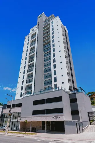 Alugo Apartamento em Blumenau - Ed. Domum 811 - Rua Marechal Deodoro