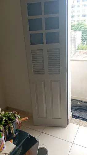 Faço pequenos trabalho de pintura em geral etc 