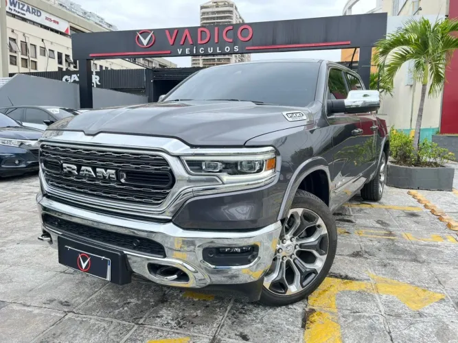 Ram 1500 Limited 5.7 CD 4X4 Aut. 2023