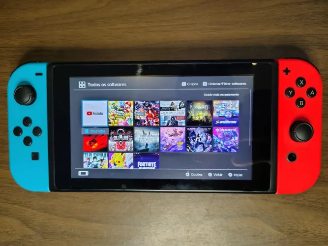 Nintendo Switch V2 original com 50 jogos