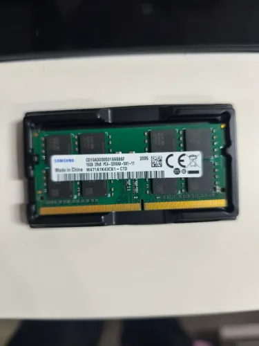 Memória RAM Samsung 16GB DDR4 SODIMM PC4-3200 M471A1K43CB1