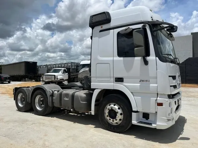 CAMINHÃO CAVALO MB 2651 6X4 COM RETARDER