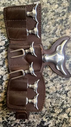 Vendo kit de utensílios para churrasco