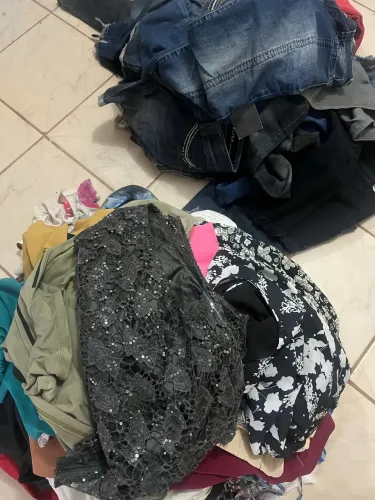 Roupa de brechó 